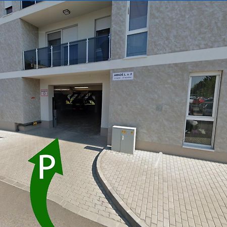 Amade Apartmanok 1 Ráb Exteriér fotografie