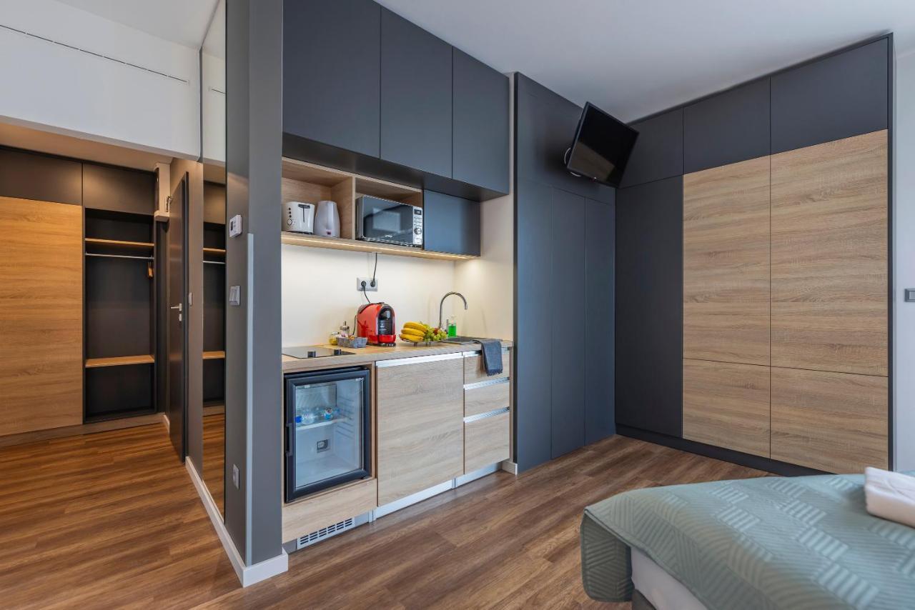 Amade Apartmanok 1 Ráb Exteriér fotografie
