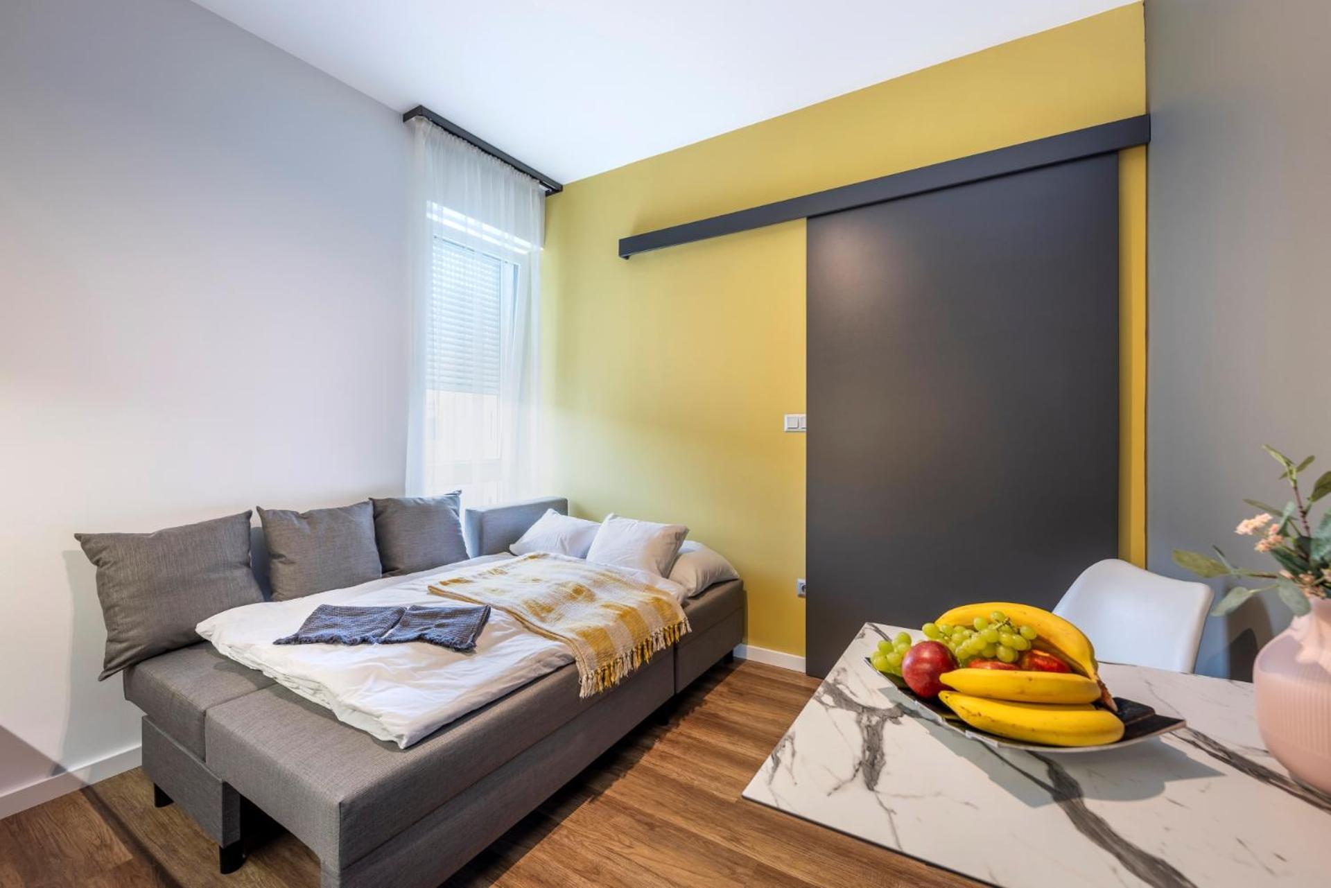 Amade Apartmanok 1 Ráb Exteriér fotografie